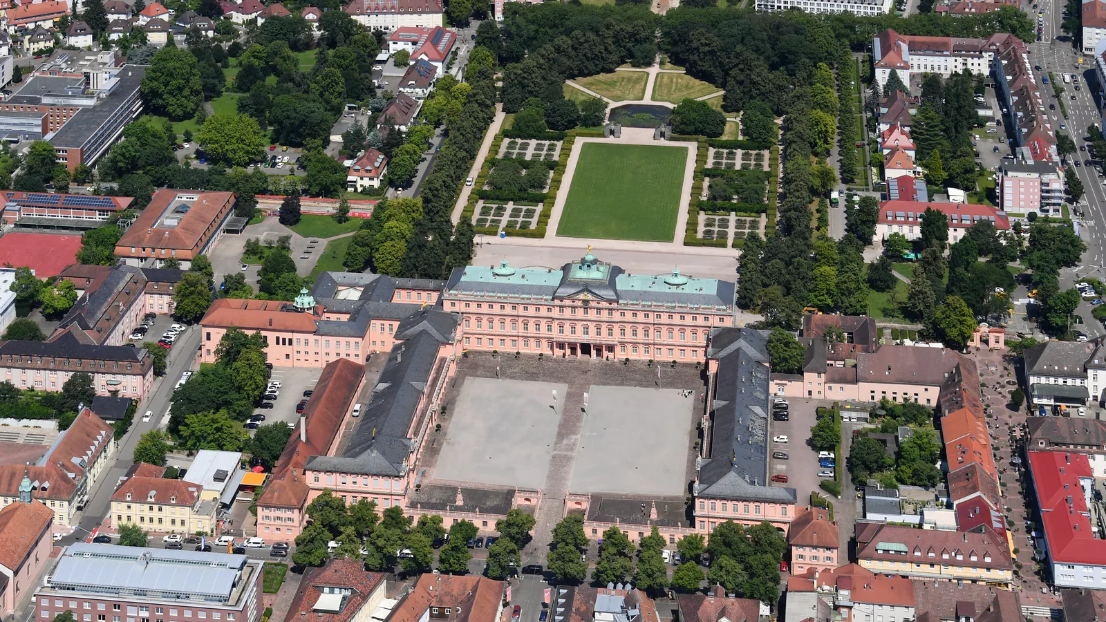 Residenzschloss Rastatt aus der Luft